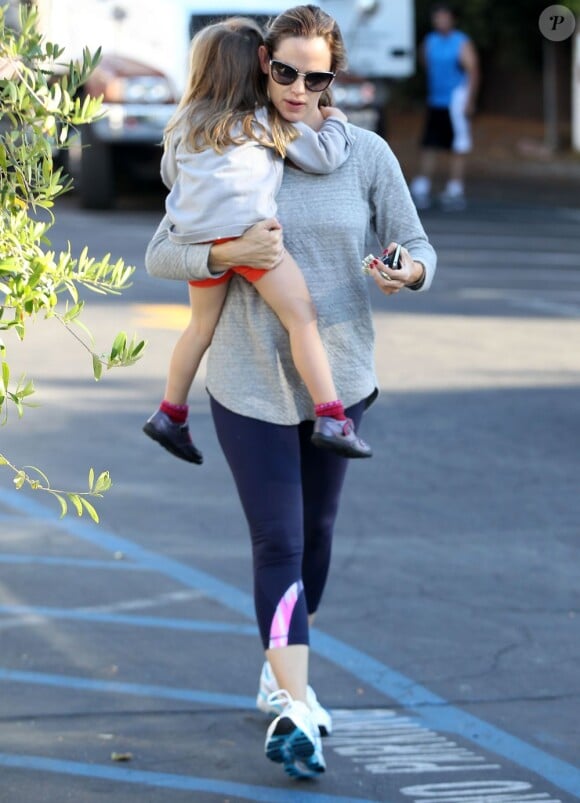 Jennifer Garner et ses filles Seraphina et Violet. Los Angeles, le 14 septembre.