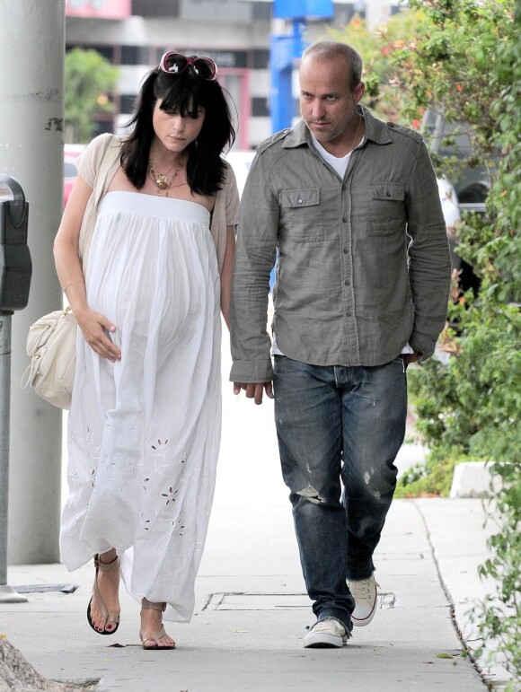 Selma Blair et son ex-compagnon Jason Bleick le 13 juillet 2011 à Los Angeles.