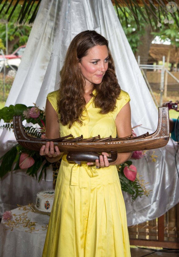 Kate Middleton lors de la visite d'un Village Culturel à Honiara dans les Iles Salomon le 17 septembre 2012