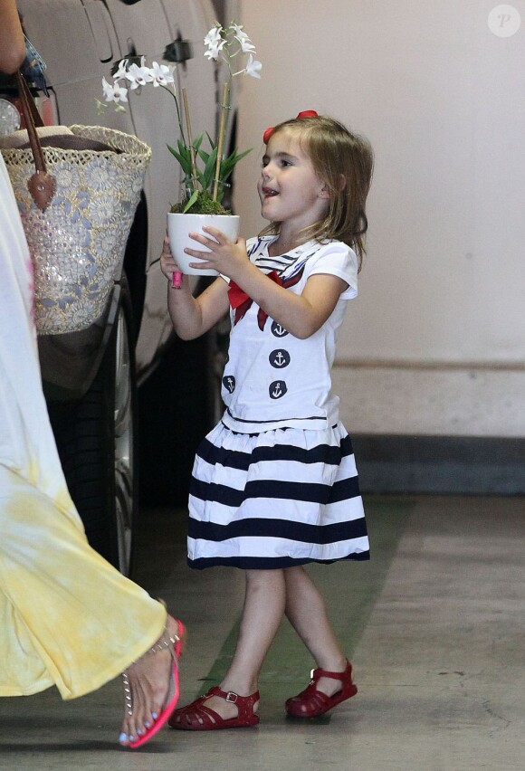La petite Anja Ambrosio Mazur à West Hollywood. Le 18 septembre 2012.