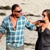 Christian Audigier et Nathalie Sorensen se promènent sur la plage, à Los Angeles, le mercredi 19 septembre 2012.