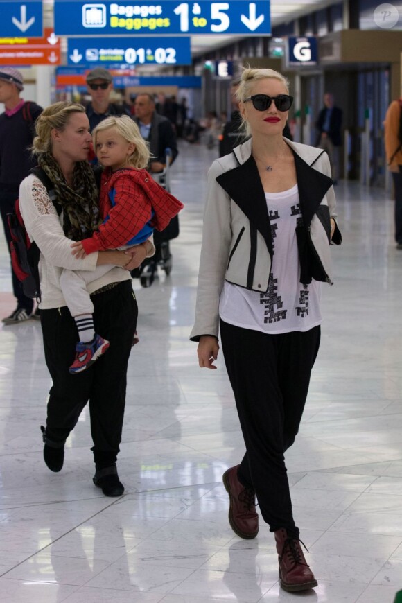 Gwen Stefani et son fils Zuma arrivent à l'aéroport Roissy Charles de Gaulle. Le 23 Septembre 2012.