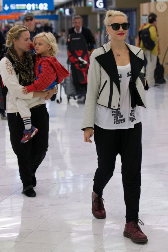 Gwen Stefani et son fils Zuma arrivent a l'aéroport Roissy Charles de Gaulle. Le 23 Septembre 2012.