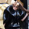 Lady Gaga, habillée d'un ensemble haute couture Iris Van Herpen, arrive au Macy's à New York pour lancer son parfum, Fame. Le 14 septembre 2012.