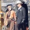 Johnny Depp et Armie Hammer lors d'un énième reshoot du western Lone Ranger de Gore Verbinski, le 27 septembre 2012. Le tournage a officiellement commencé le 25 février, il y a sept mois.