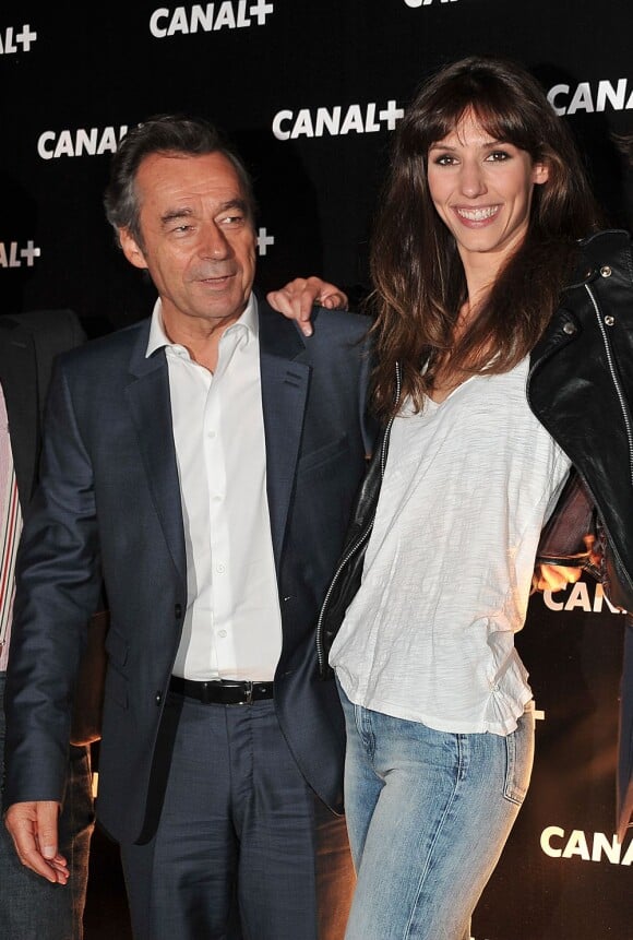 Doria Tillier, la nouvelle miss météo de Canal+, et Michel Denisot à Paris le 6 septembre 2012.