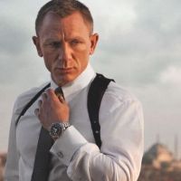 Skyfall : Premier extrait, Daniel Craig explose un train mais reste classe