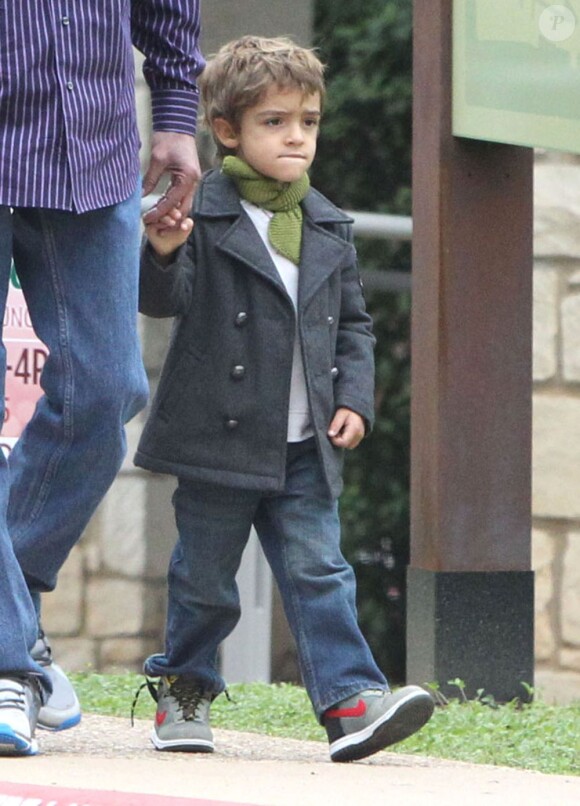 Levi, fils de Matthew McConaughey et Camila Alves, à Austin le 7 octobre 2012.
