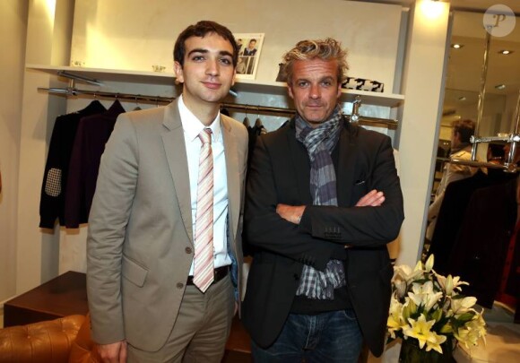Nicolas Gros et David Brécourt lors de l'inauguration de la boutique Montagut rue du Faubourg Saint-Honoré ainsi que le lancement du site de vente en ligne de la marque, à Paris le 11 Octobre 2012.
