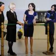 La princesse Mary de Danemark inaugurait le 8 octobre 2012 l'exposition  De Vilde Svaner  au Musée de l'Ermitage, lors de sa visite de deux jours à Saint-Pétersbourg.