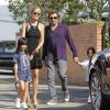 Johnny Hallyday et sa femme Laeticia vont chercher leurs filles Jade et Joy à l'école le 10 septembre 2012 à Pacific Palisades