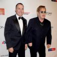 Elton John et son mari David Furnish au 11e gala annuel  An Enduring Vision  de la Elton John Aids Foundation contre le Sida, à New York, le 15 octobre 2012.