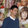 Novak Djokovic, ambassadeur du programme Clothes for Smiles en partenariat avec UNIQLO le 16 octobre 2012 à Tokyo