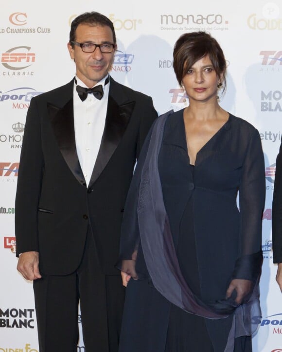 Laura Morante et Francesco Gianmatteo lors de la céremonie du Golden Foot Award à Monaco le 17 Avril 2012 au Sporting de Monte-Carlo