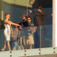 Natalie Portman et Michael Fassbender tournent une scène du nouveau film mystérieux de Terrence Malick à Austin, Texas, le 19 octobre 2012.