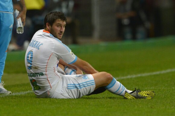 André-Pierre Gignac sévèrement blessé lors de la défaite de l'Olympique de Marseille face à Troyes (1-0) le dimanche 21 octobre 2012 au stade de l'Aube à Troyes