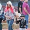 Christina Aguilera et son fils Max à Los Angeles le 14 octobre 2012.