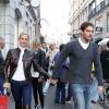 Michelle Hunziker et Tomaso Trussardi en plein shopping à Milan, le 20 octobre 2012.