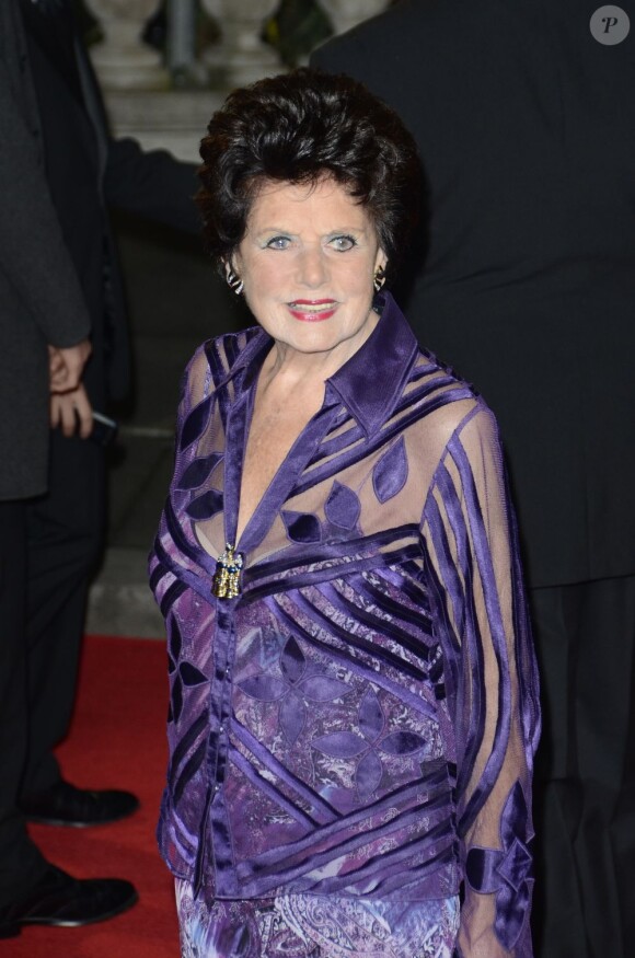 Eunice Gayson lors de l'avant-première du film Skyfall le 23 octobre 2012 à Londres