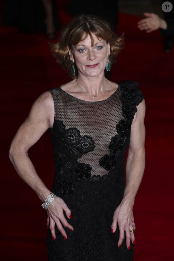 Samantha Bond lors de l'avant-première du film Skyfall le 23 octobre 2012 à Londres