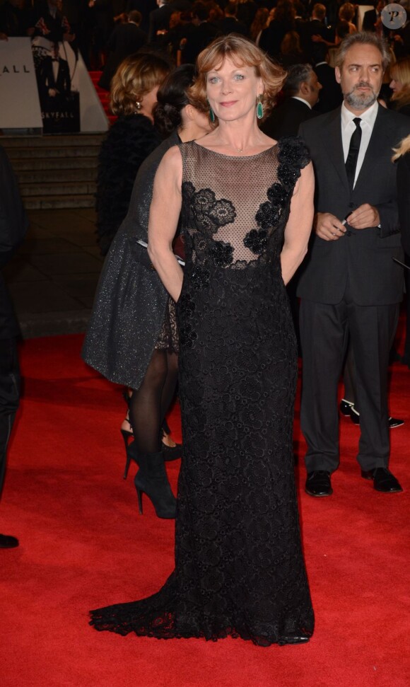 Samantha Bond lors de l'avant-première du film Skyfall le 23 octobre 2012 à Londres