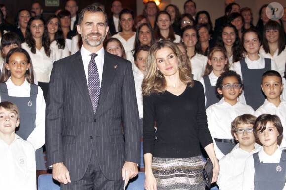 Le prince Felipe et la princesse Letizia des Asturies le 25 octobre 2012 lors d'un concert à l'auditorium Prince Felipe dans le cadre de la remise des Prix Prince des Asturies.