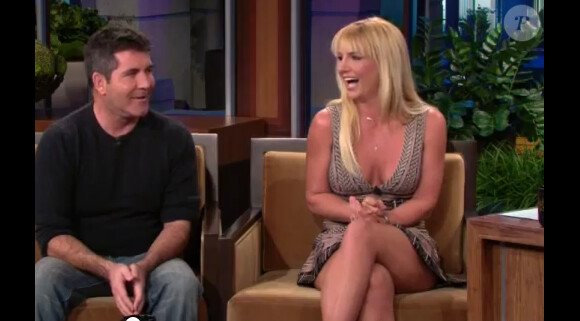 Britney Spears et Simon Cowell sur le plateau du Tonight Show de Jay Leno.