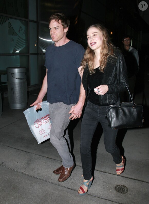 EXCLU : Michael C. Hall et sa chérie Morgan Macgregor dans les rues de Los Angeles, le 30 octobre 2012.