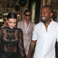 Kim Kardashian et Kourtney sexy avec Kanye West et Scott avant Halloween