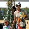Halle Berry cherche une citrouille avec sa fille Nahla à Los Angeles le 1er octobre 2012.