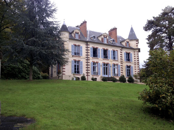Exclu - Photo du nouveau château de la Star Academy 9, situé à Châteaufort (Yvelines).