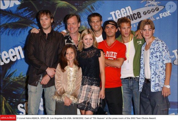 Le casting de la série américaine 7 à la maison lors des Teen Choice Award le 5 août 2002.
