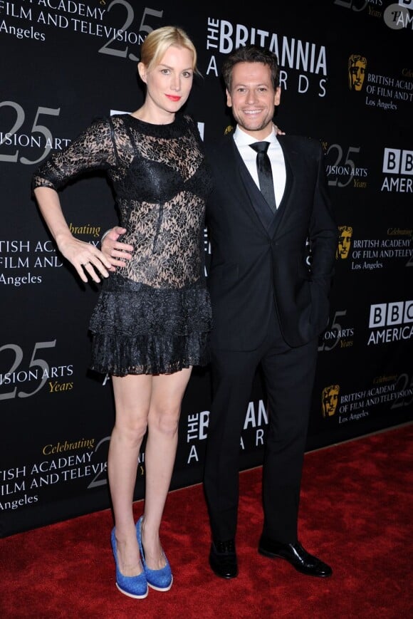 Alice Evans et Ioan Gruffud lors des BAFTA 2012 Britannia Awards le 7 novembre 2012 à Los Angeles