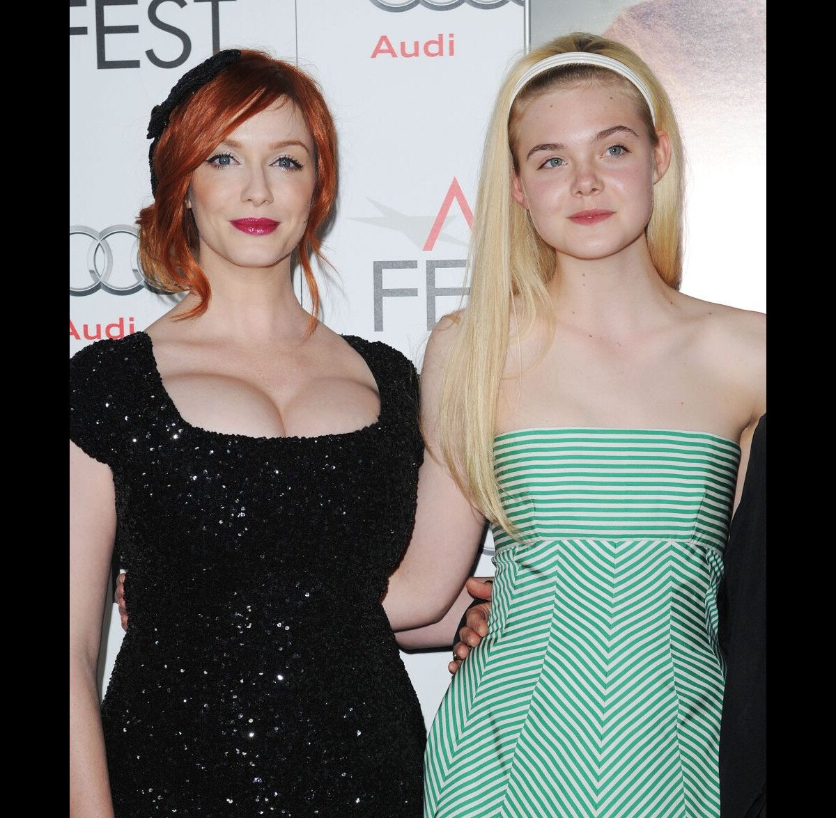 Christina Hendricks, pulpeuse, montre ses atouts devant la belle Elle  Fanning - Purepeople