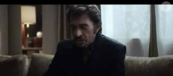 Johnny Hallyday, image du clip de L'Attente (novembre 2012), premier extrait de l'album éponyme, réalisé par Fred Grivois et avec la participation de Zoé Félix.