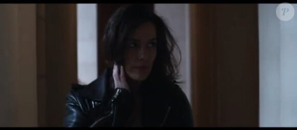 Johnny Hallyday, image du clip de L'Attente (novembre 2012), premier extrait de l'album éponyme, réalisé par Fred Grivois et avec la participation de Zoé Félix.