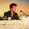 Robert Pattinson lors d'une conférence pour Twilight 5 à Los Angeles le 31 octobre 2012