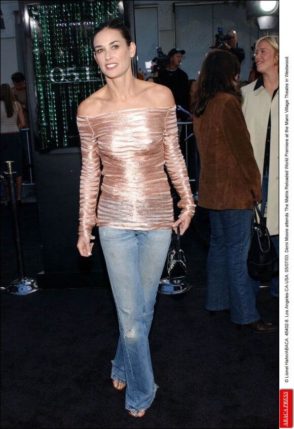 Demi Moore sexy même en jean le 7 mai 2003 à Los Angeles.