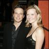 Scott Wolf et sa femme Kelley Limp posent lors d'une soirée en décembre 2004
