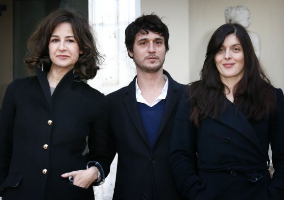 Le trio Valérie Lemercier, Jérémie Elkaim and Valérie Donzelli au photocall de Main dans la Main le 13 novembre 2012 à Sarlat.