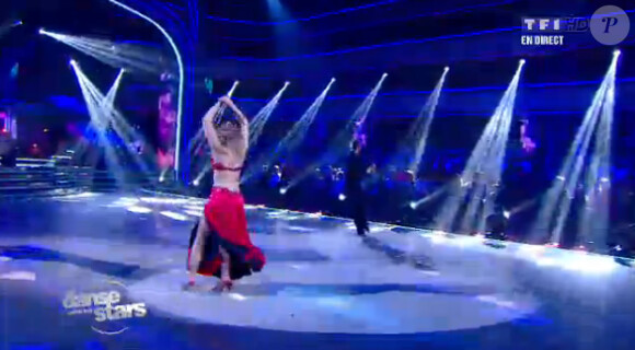 Septième prime time de "Danse avec les stars 3", sur TF1, le 17 novembre 2012. Lorie et son danseur impressionnent l'assistance.