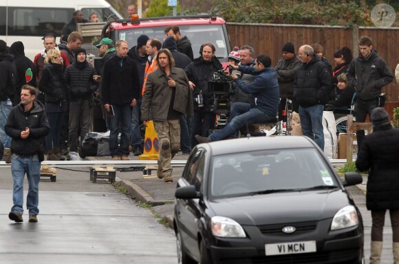 Brad Pitt ensanglanté sur le tournage de World War Z, à Londres le 15 novembre 2012
