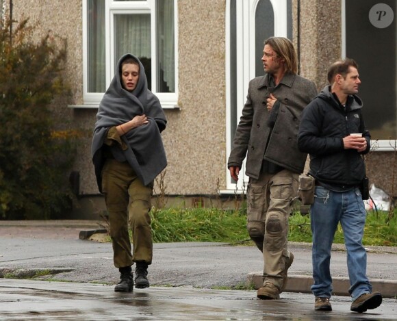 Brad Pitt ensanglanté sur le tournage de World War Z, à Londres le 15 novembre 2012