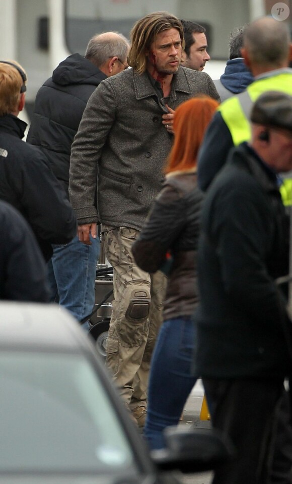 Brad Pitt concentré sur le tournage de World War Z, à Londres le 15 novembre 2012.