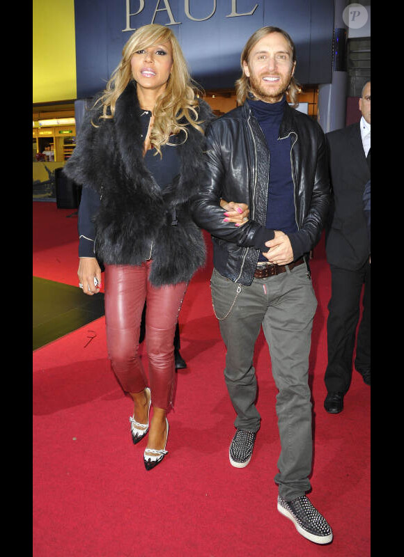 David et Cathy Guetta au Salon de l'automobile à Paris le 27 septembre 2012.