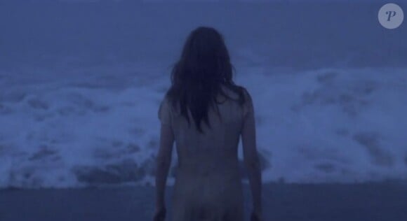 Florence And The machine dans le clip de Lover To Lover, réalisé par Vincent haycock.