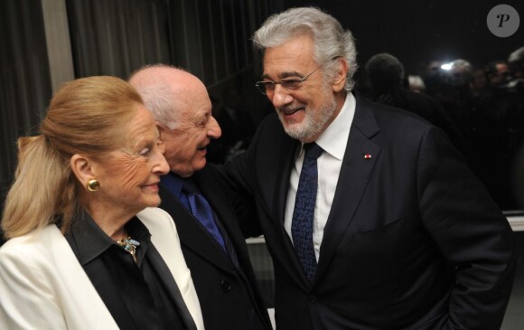 Placido Domingo, ici avec Pierre Bergé et Dorys Brynner, a été officiellement nommé ambassadeur de bonne volonté de l'UNESCO le 21 novembre 2012 à Paris par la directrice générale Irina Bokova, devant un parterre de people et son épouse Marta, lors d'une cérémonie au siège de l'organisation.