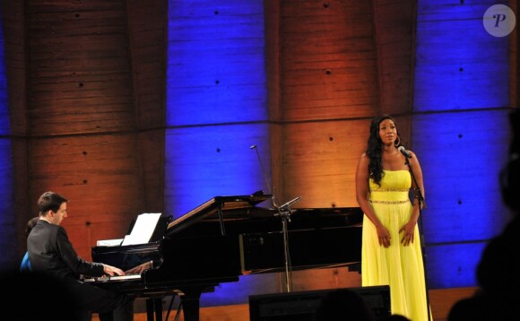 La soprano Micaela Oeste. Placido Domingo a été officiellement nommé ambassadeur de bonne volonté de l'UNESCO le 21 novembre 2012 à Paris par la directrice générale Irina Bokova, devant un parterre de people et son épouse Marta, lors d'une cérémonie au siège de l'organisation.