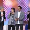 Enrico Macias et ses amis lors de l'enregistrement de l'émission Vivement Dimanche le 21 novembre 2012 - diffusion sur France 2 le 25 novembre