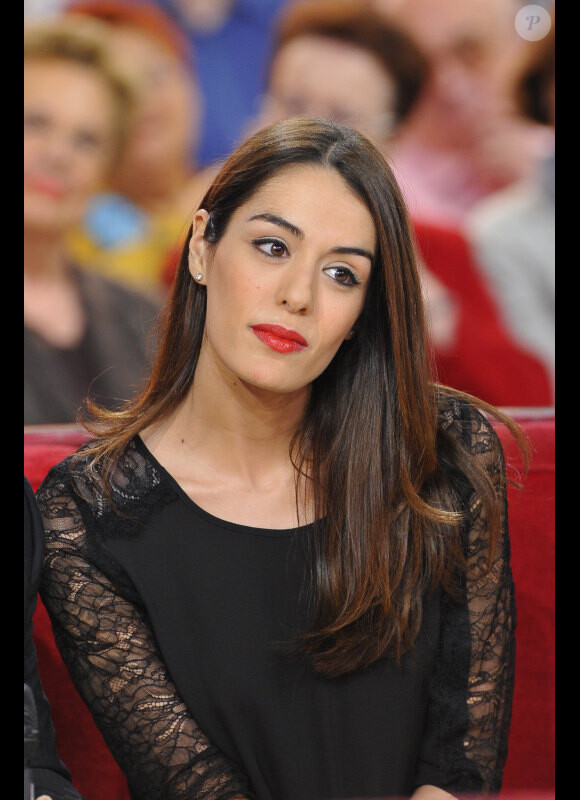 Sofia Essaïdi lors de l'enregistrement de l'émission Vivement Dimanche le 21 novembre 2012 - diffusion sur France 2 le 25 novembre